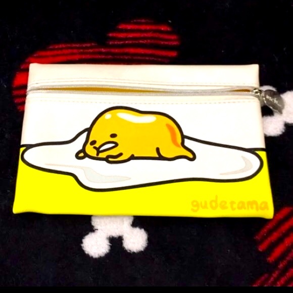 Ipsy x Sanrio Gudetama Lazy Egg Makeup Bag zip up - Picture 2 of 8